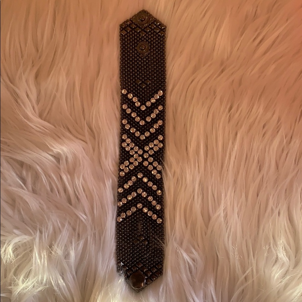 Chainmail Rhinestone Bracelet - Picture 4 of 4